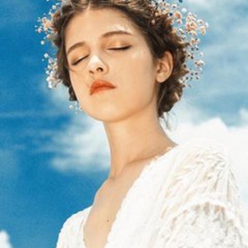 Đừng Hỏi Em Ổn Không(DTN LakHouse Rmx)